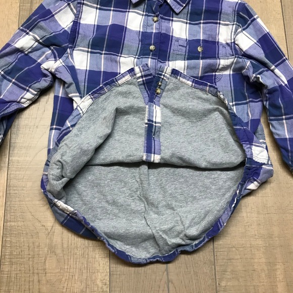 L.L. Bean Button Up Shirt Womens Size M Purple Plaid Flannel Fleece Lined Winter - Picture 5 of 9